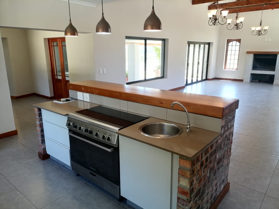 To Let 3 Bedroom Property for Rent in High Riding Country Estate Western Cape